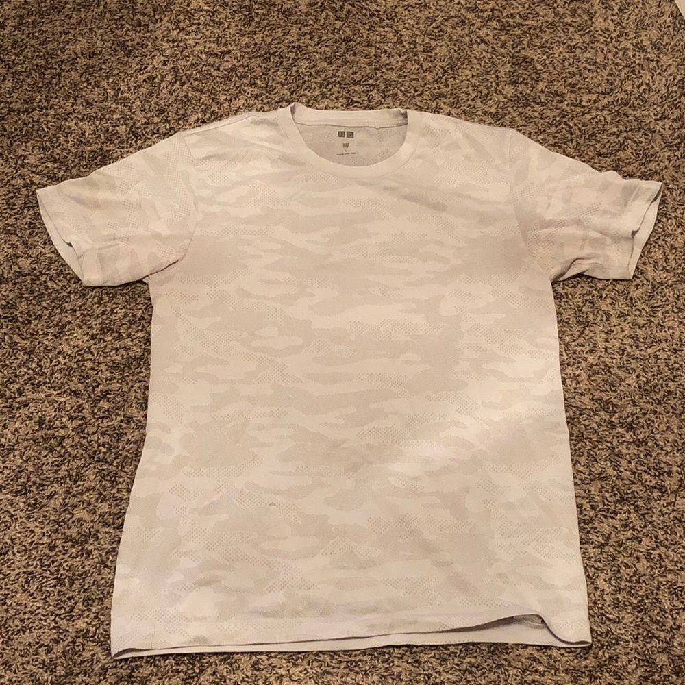 Uniqlo Athletic Shirt Mens White Crew Neck Active Top (Large)